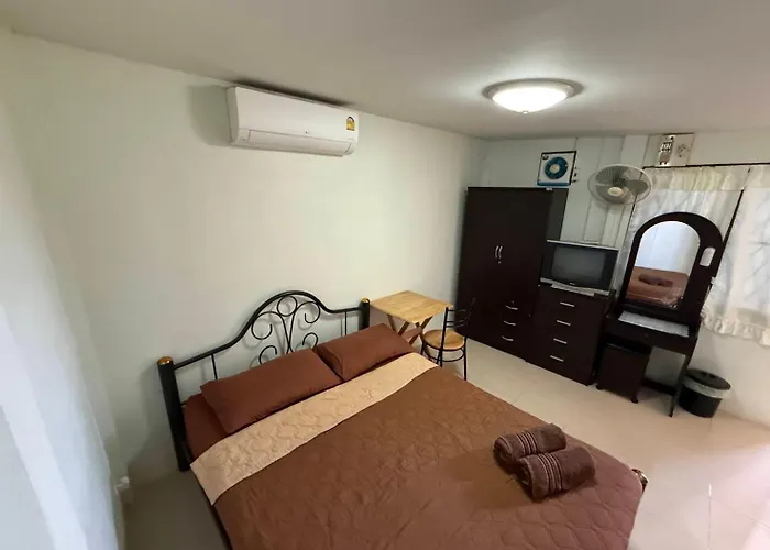 Chomhaad Guesthouse Hua Hin