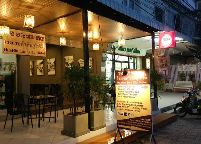 Hua Hin Euro City Hotel met golfbaan